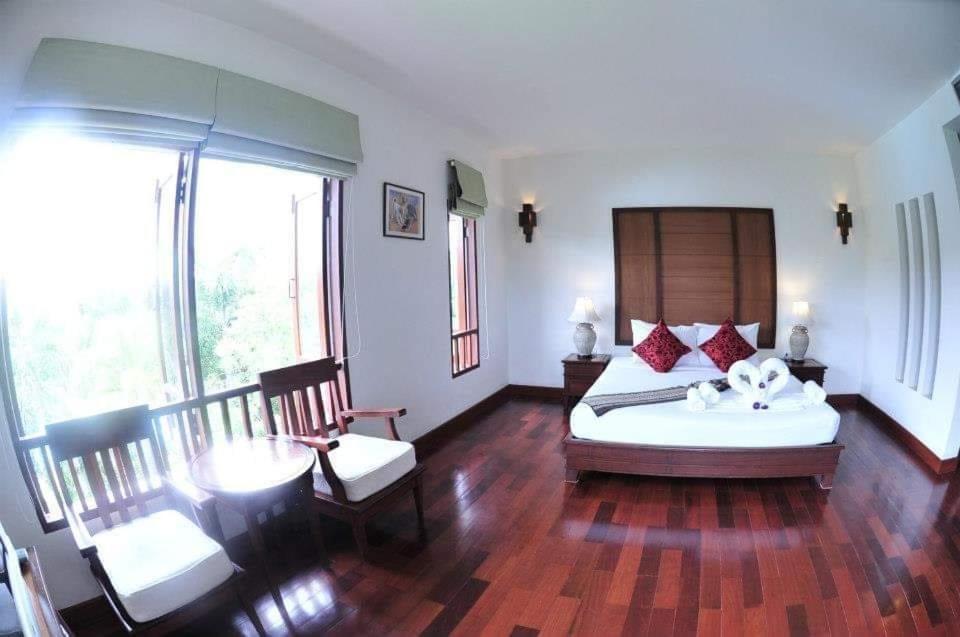 Teak Garden Resort, Csiangraj Kültér fotó
