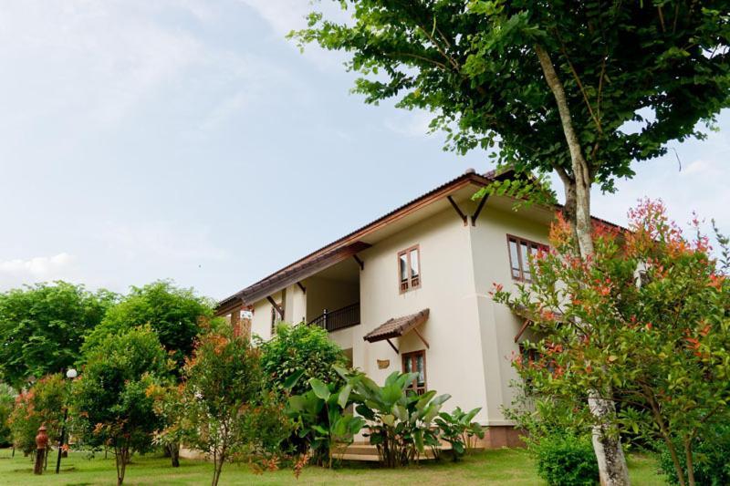 Teak Garden Resort, Csiangraj Kültér fotó