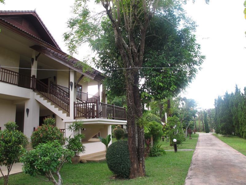 Teak Garden Resort, Csiangraj Kültér fotó
